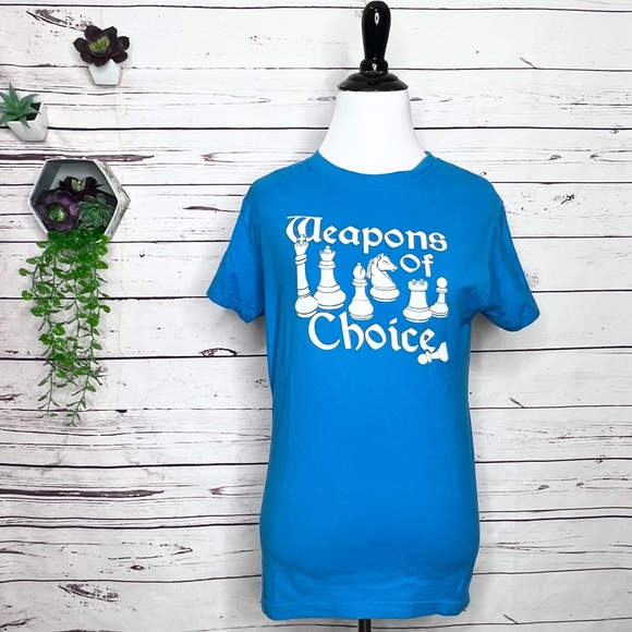 Chess “Weapons of Choice” Electric Blue Graphic T-Shirt Size XL - Picture 5 of 6